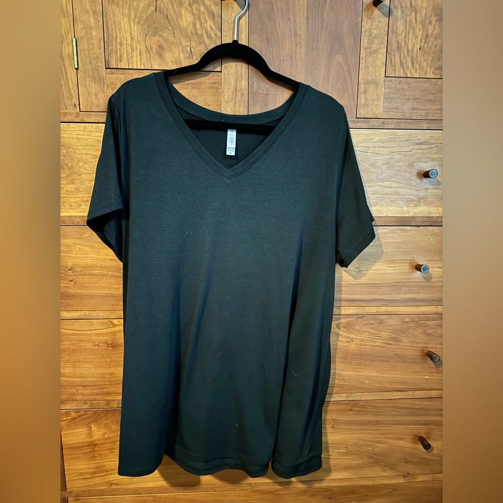 Black V-Neck Christy T-Shirt
